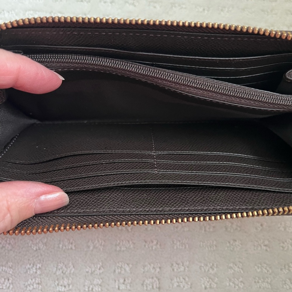 Coach Gold Textured Wallet - Picture 10 of 10